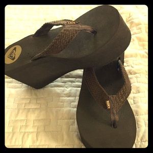 Roxy wedge flip flops